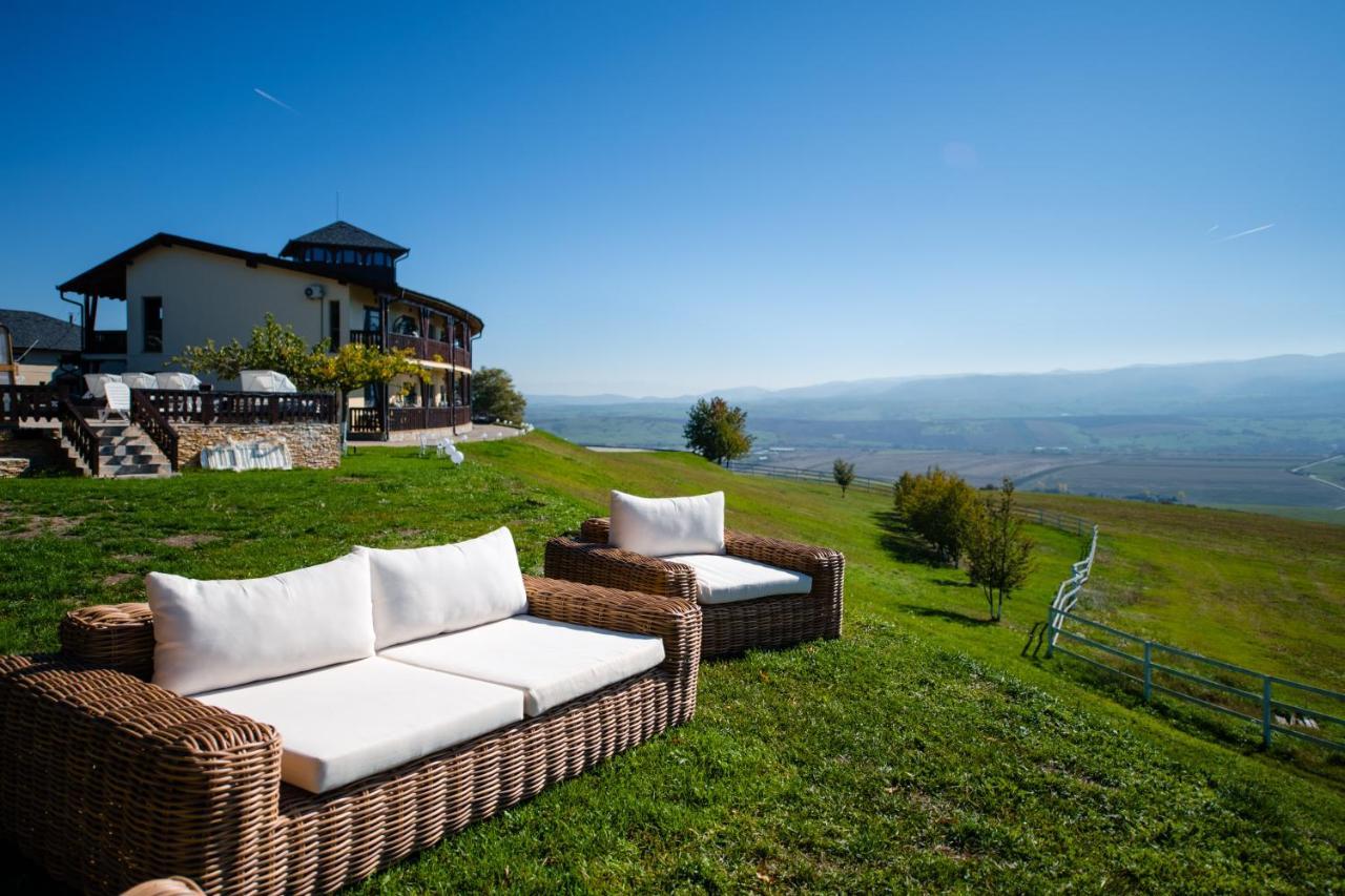 Pensiunea Casa Buna Gîrbova Exteriér fotografie