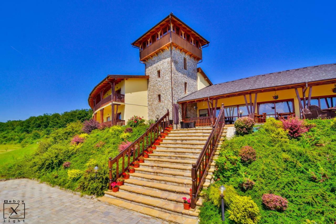 Pensiunea Casa Buna Gîrbova Exteriér fotografie