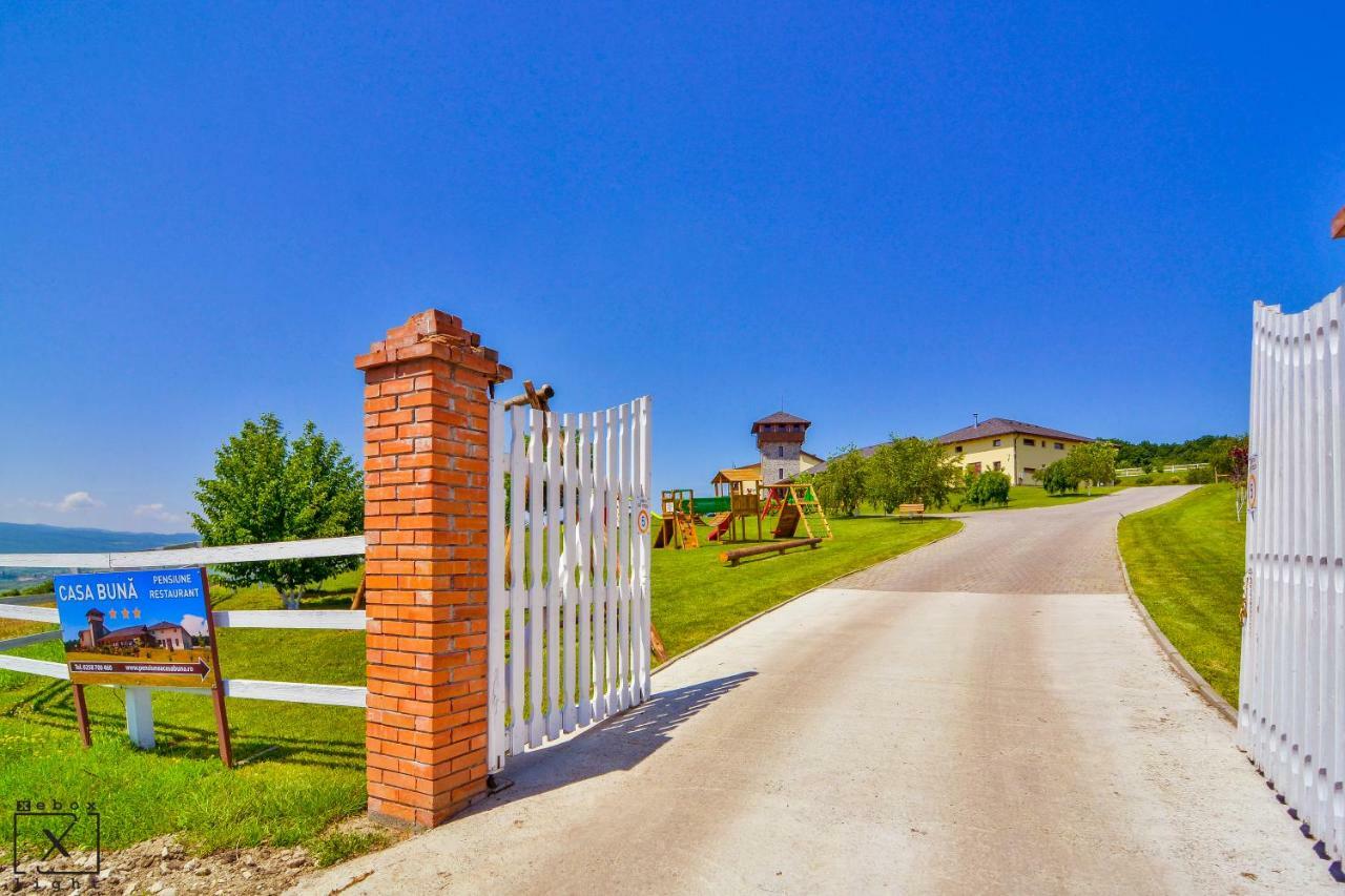Pensiunea Casa Buna Gîrbova Exteriér fotografie